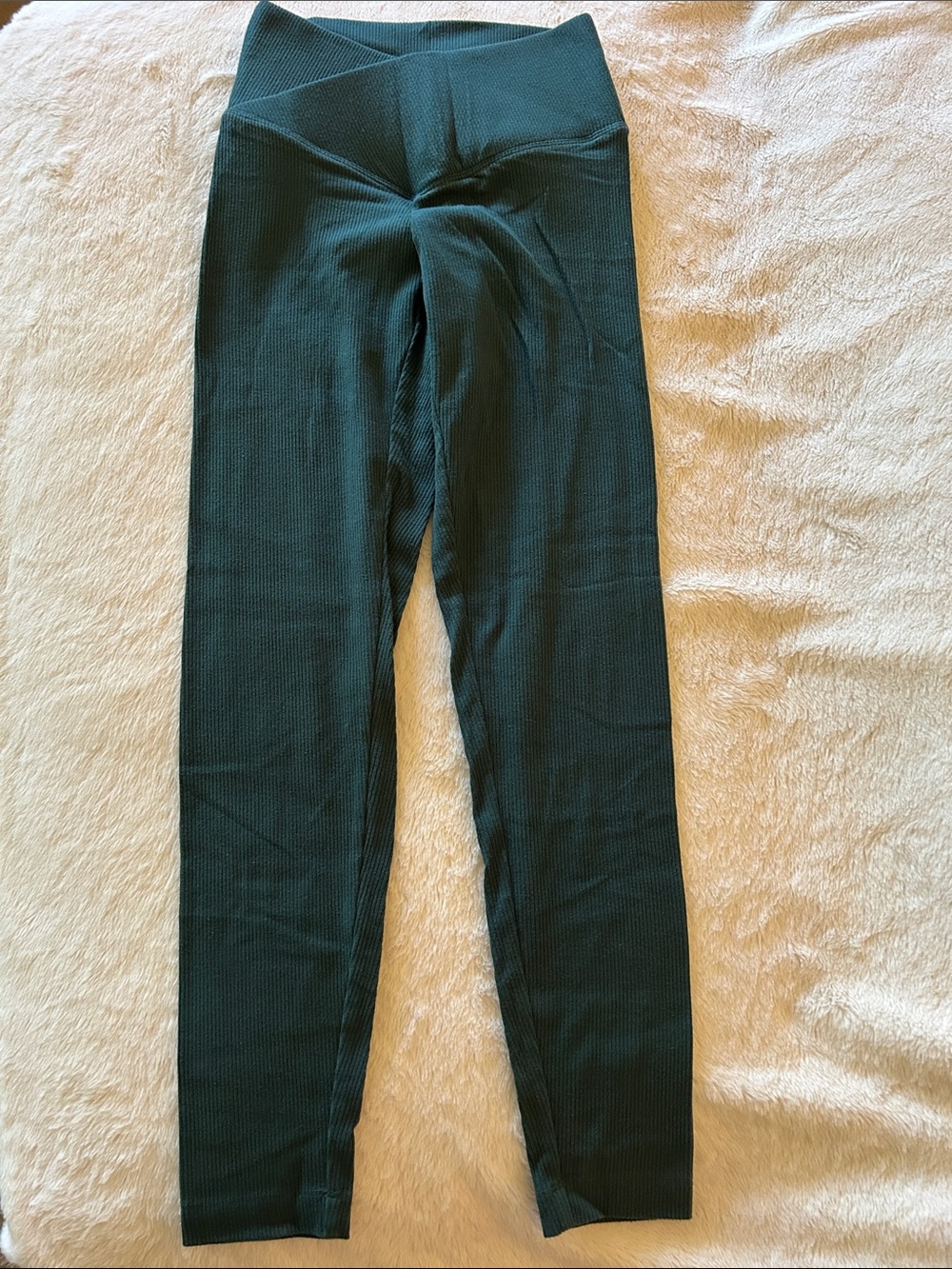 Old Navy Dark Green Ribbed Crossover High-Waist Leggings